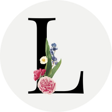 Load image into Gallery viewer, Monogram Initial Cream Lollipop (A to Z)